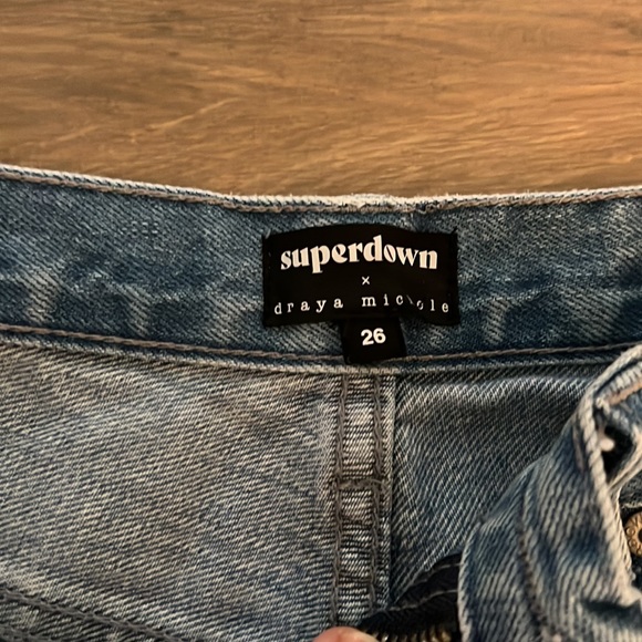 Superdown Straight Leg - Picture 3 of 5